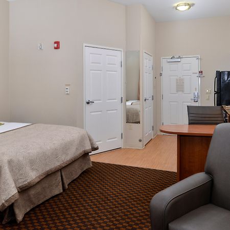 Candlewood Suites Turlock By Ihg Buitenkant foto