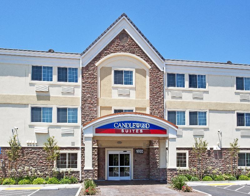 Candlewood Suites Turlock By Ihg Buitenkant foto