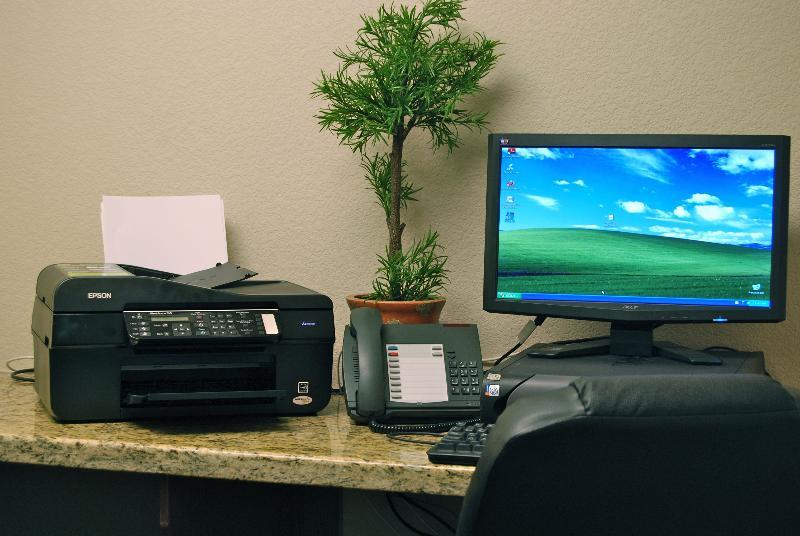 Candlewood Suites Turlock By Ihg Buitenkant foto