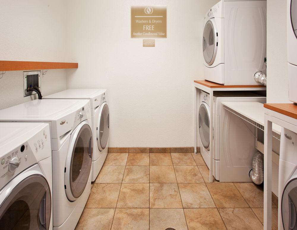 Candlewood Suites Turlock By Ihg Buitenkant foto
