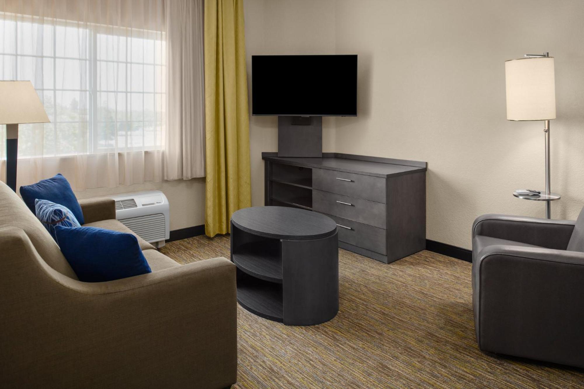 Candlewood Suites Turlock By Ihg Buitenkant foto