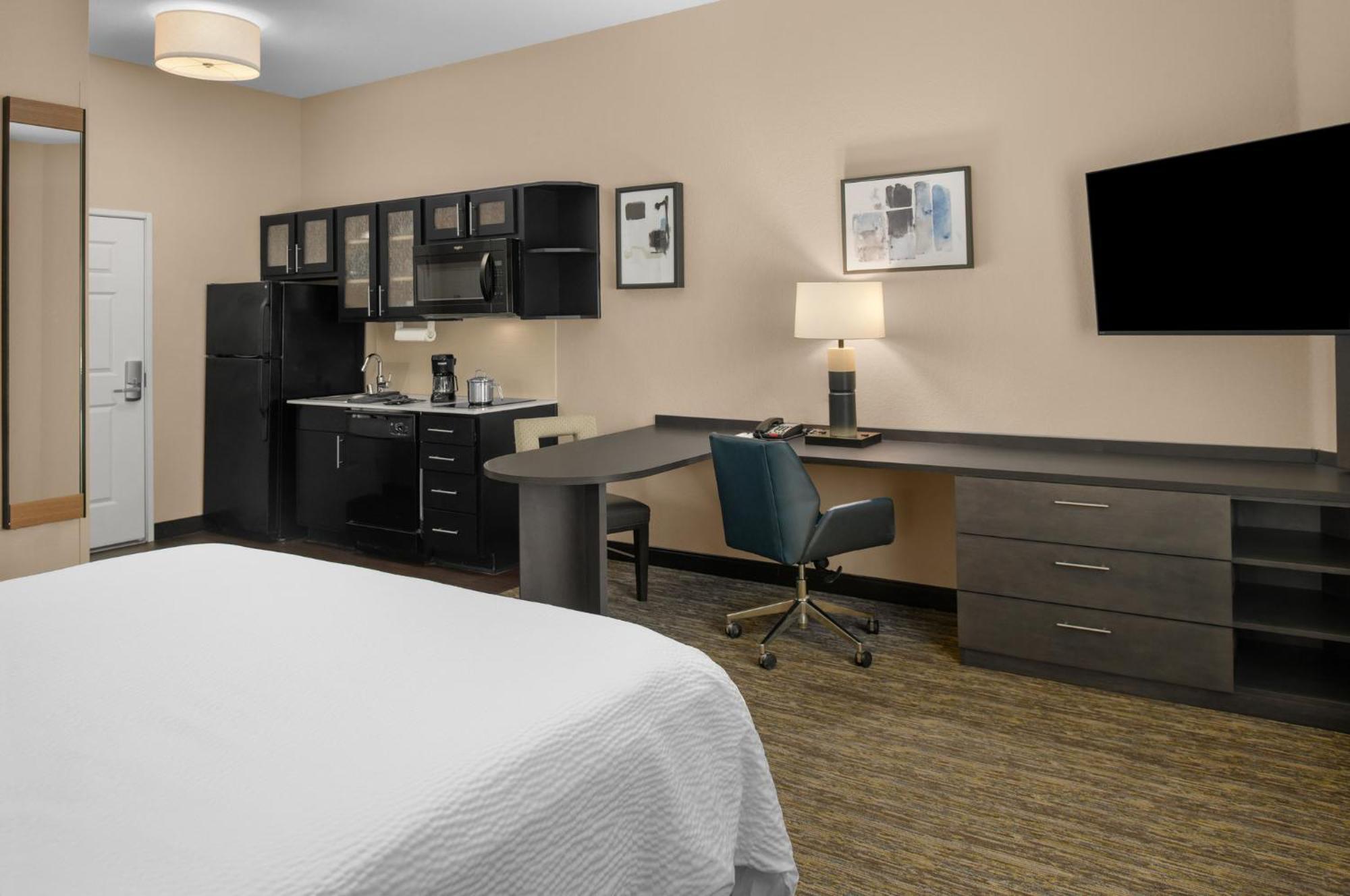 Candlewood Suites Turlock By Ihg Buitenkant foto