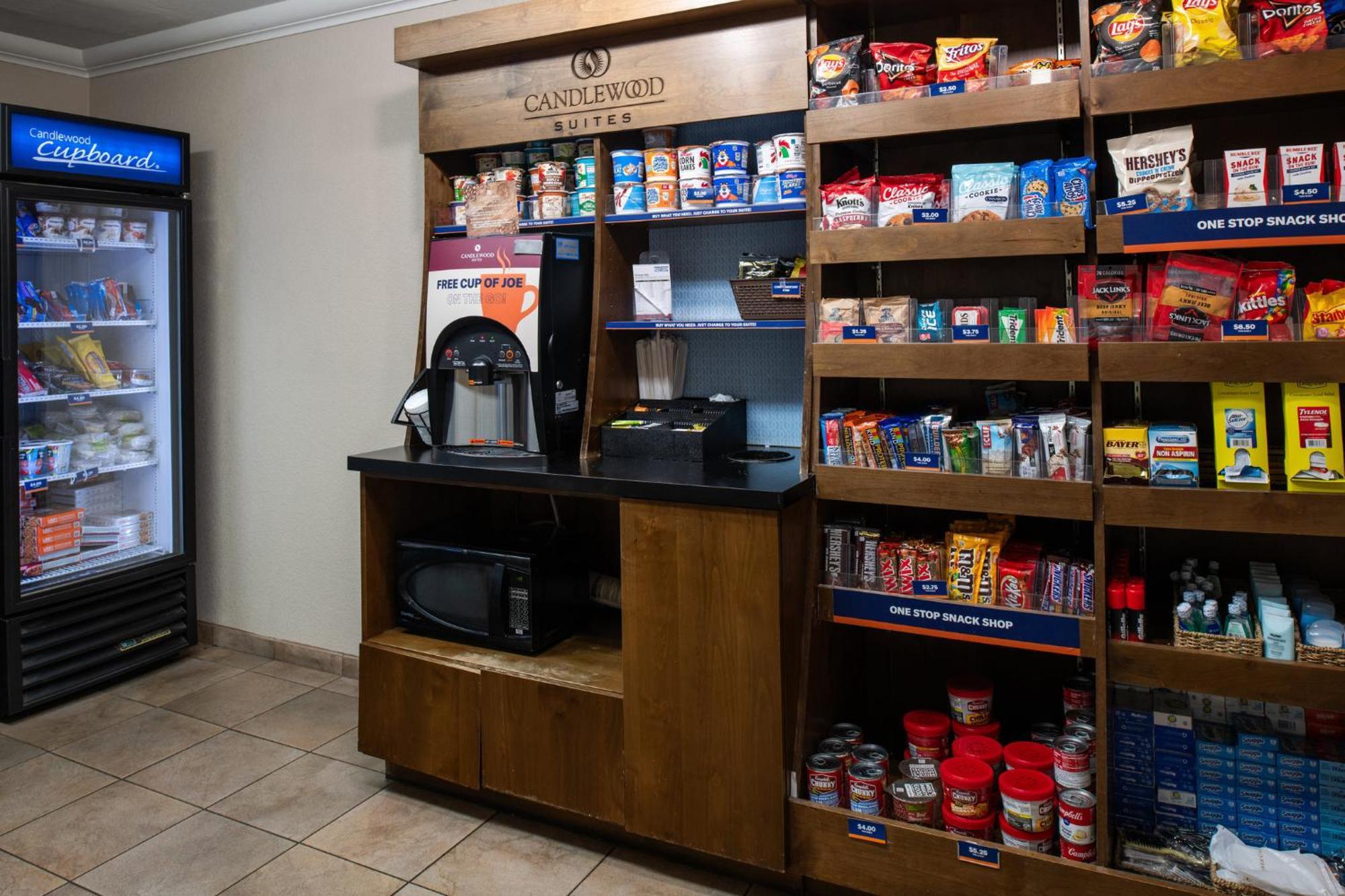 Candlewood Suites Turlock By Ihg Buitenkant foto