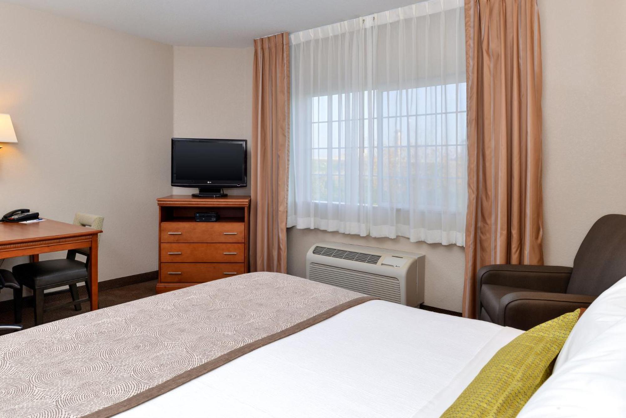 Candlewood Suites Turlock By Ihg Buitenkant foto